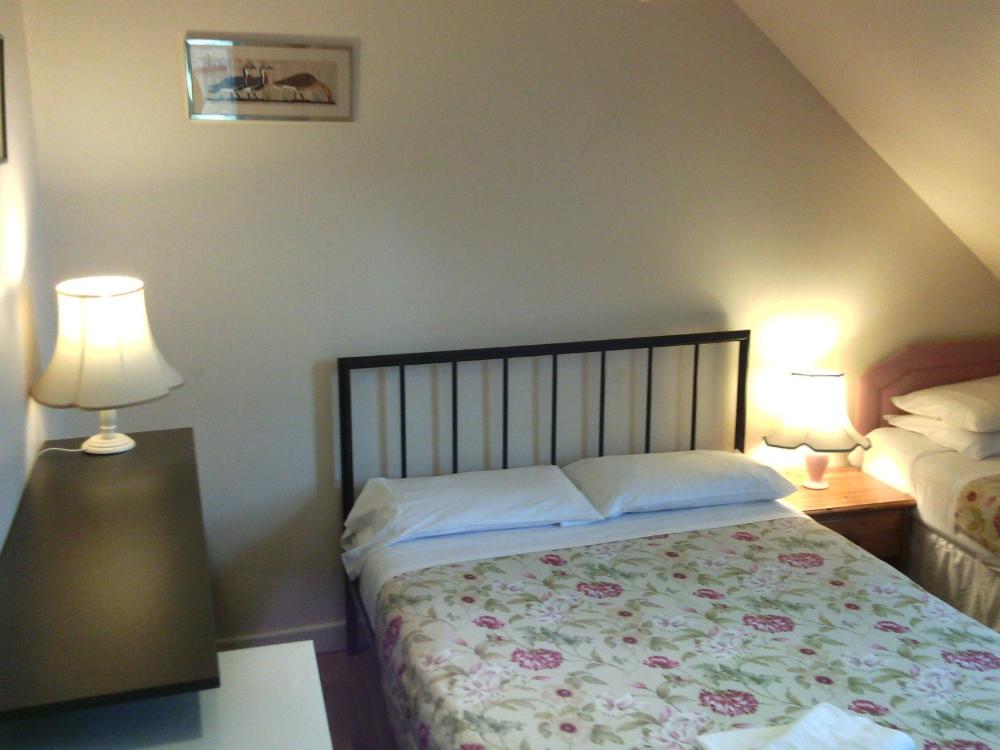 Room image 2